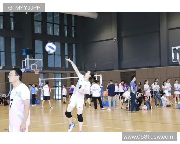 深度对话：探寻杨军在排球世界中的奋斗与成长之路